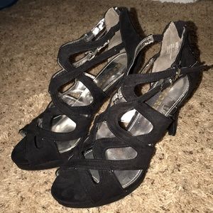 Report Black Heels